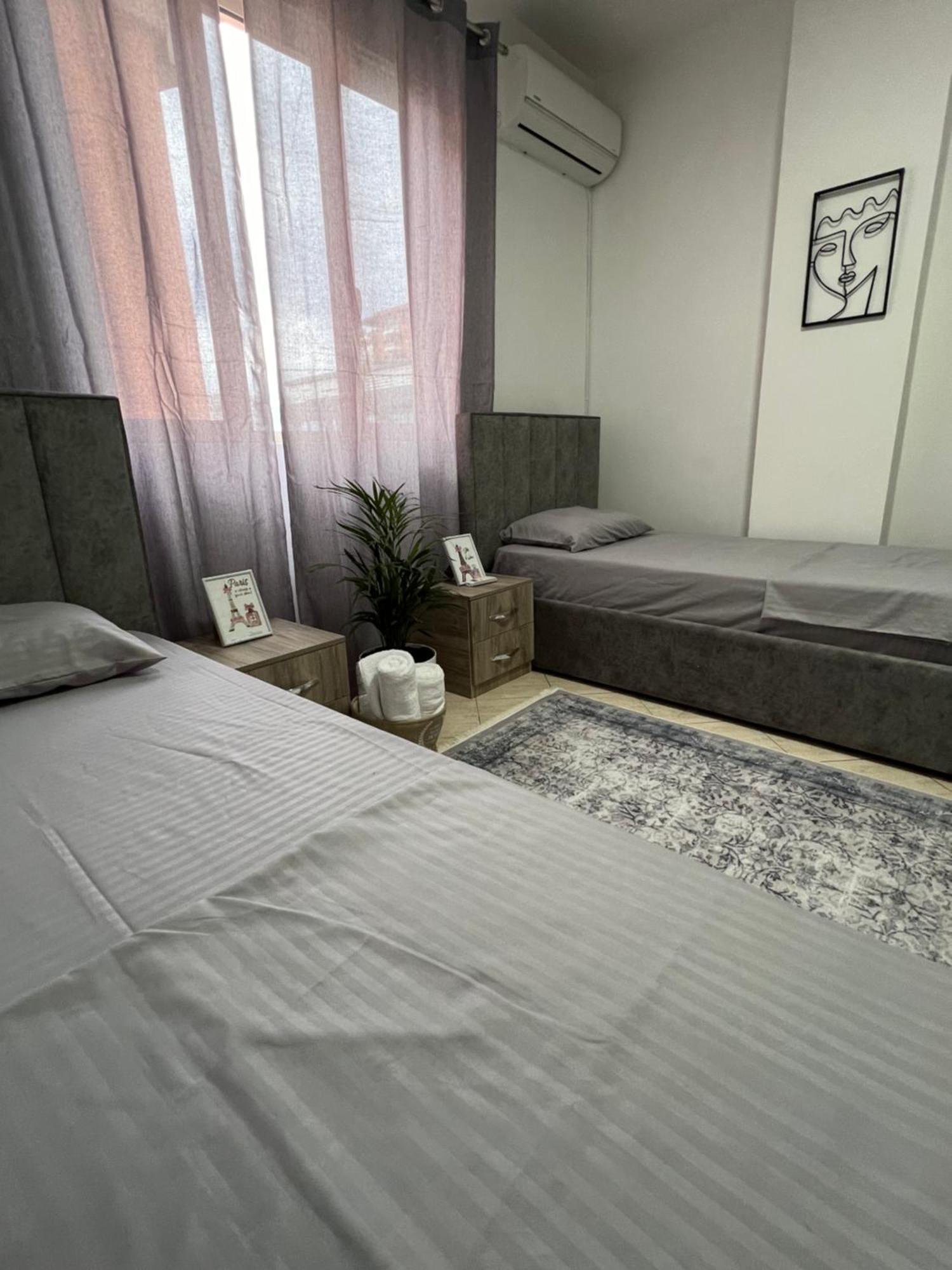 Hostel By Fenix Tirana Exterior photo